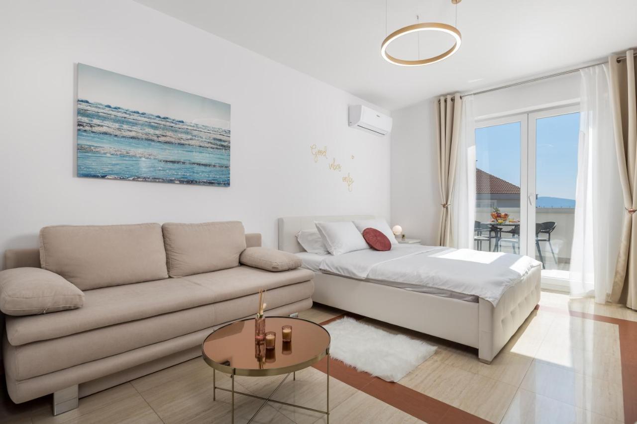 Luxury Studio Apartment Honeymoon Селце Екстериор снимка