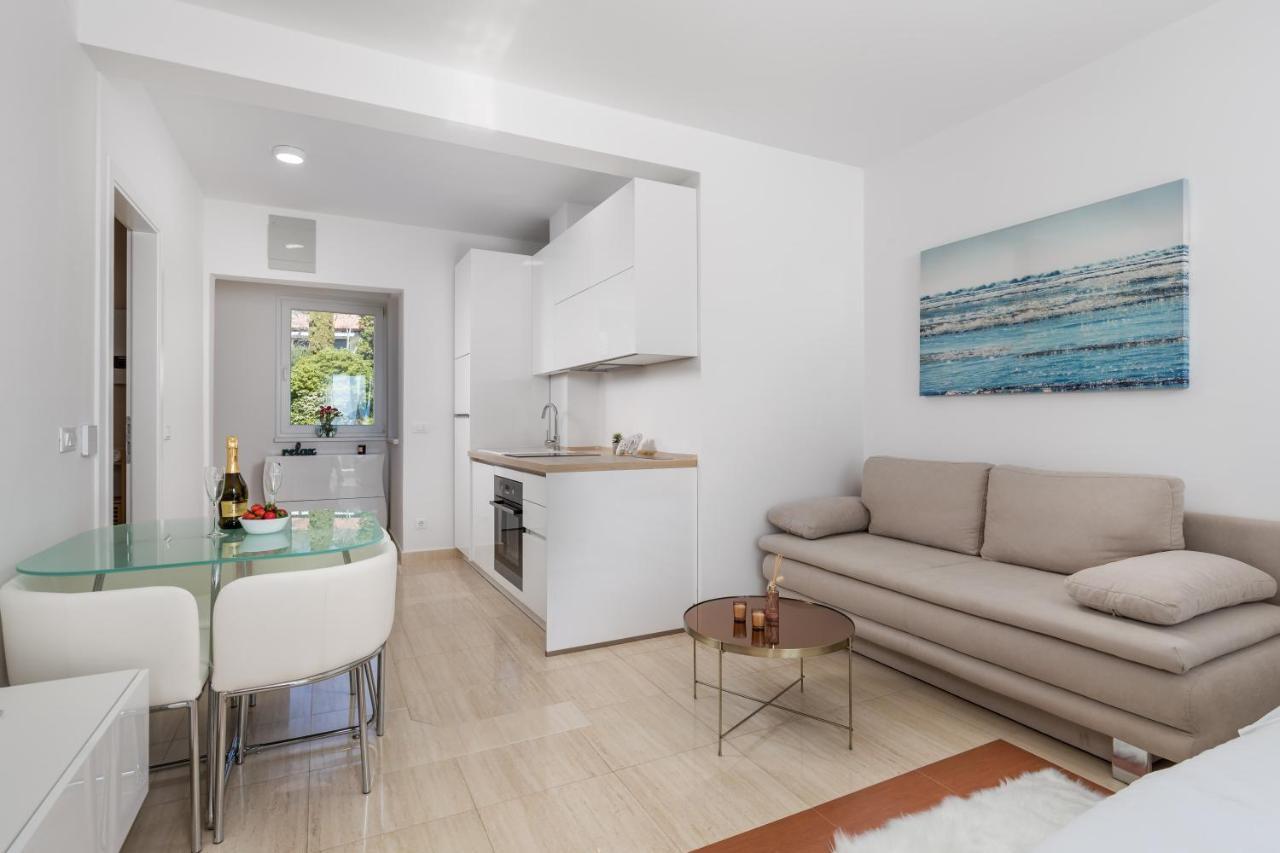 Luxury Studio Apartment Honeymoon Селце Екстериор снимка