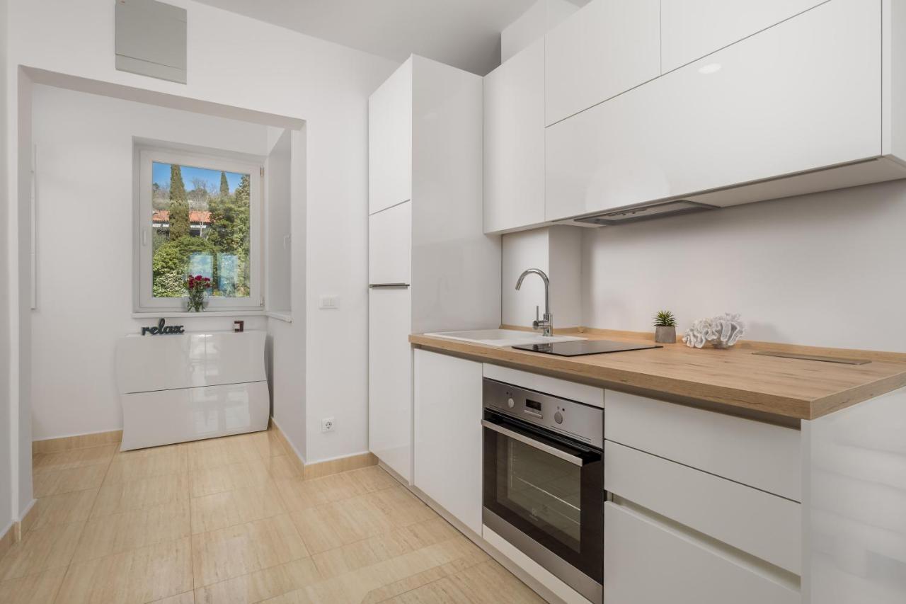 Luxury Studio Apartment Honeymoon Селце Екстериор снимка